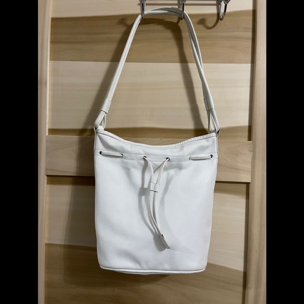 White Longchamp leather bucket bag